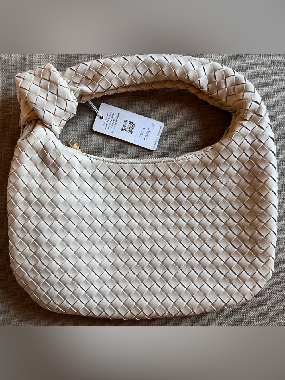 NWT Urban Expressions "Tracy" Cream Woven Faux Leather Bag - Picture 6 of 8